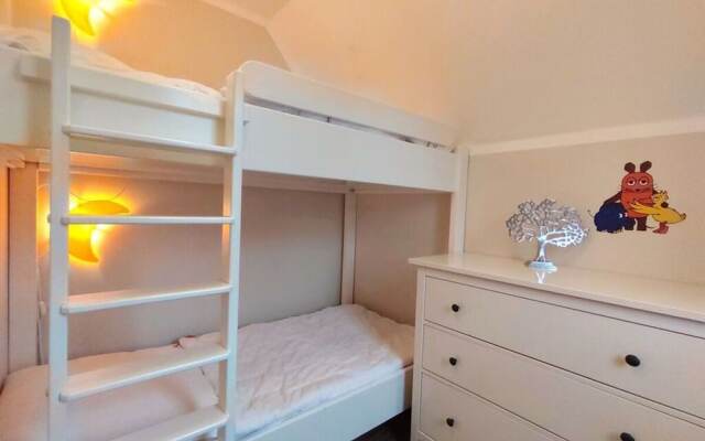 Strandburg Modern Retreat