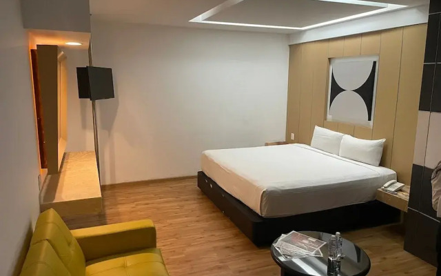 NewPort love hotel