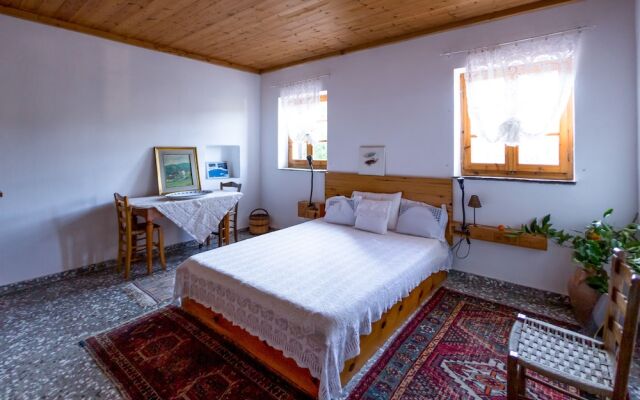 Nightingale Cottage Pelion