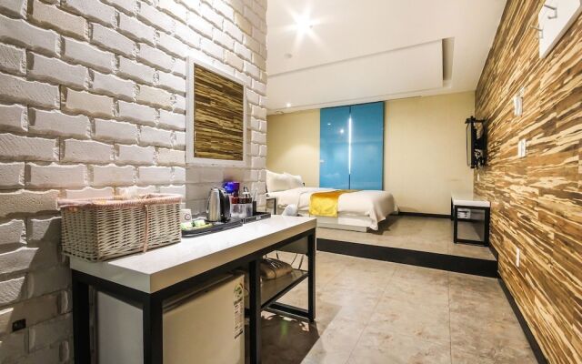 Jeonju Sinsigaji Hotel Pop