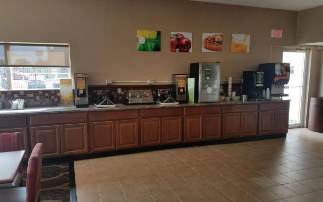 Quality Inn & Suites Georgetown - Seaford