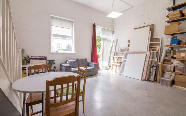 Studio Apartment London Fields