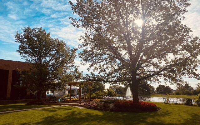 The Inverness Denver, a Hilton Golf & Spa Resort