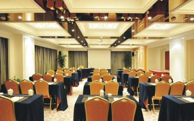 Fenghua Pacific Hotel