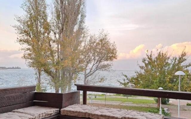 Vrachos Suites