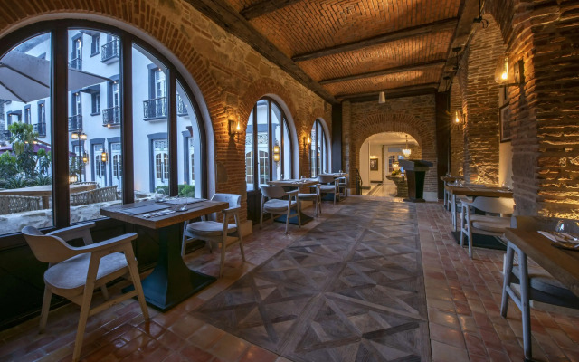Hotel La Compania, in the Unbound Collection by Hyatt