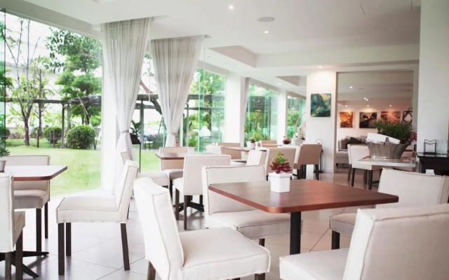 The White Garden Premier Saraburi