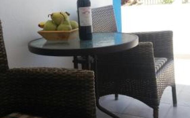 Esperida rooms & studios