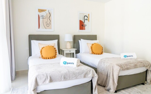 HiGuests - Boulevard Crescent Tower 2