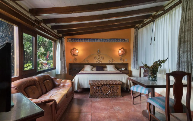 Villa San Jose Hotel and Suites