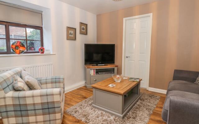 Glebe Hall Apartment