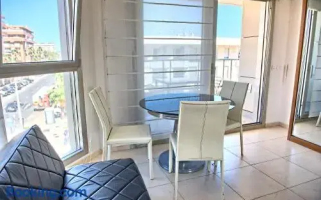 Valencia Beach Apartment Gardens