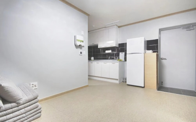 Yeosu Junghyun Pension