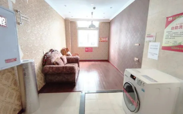 Dynasty Hotel (Chongqing Qianjiang Branch)