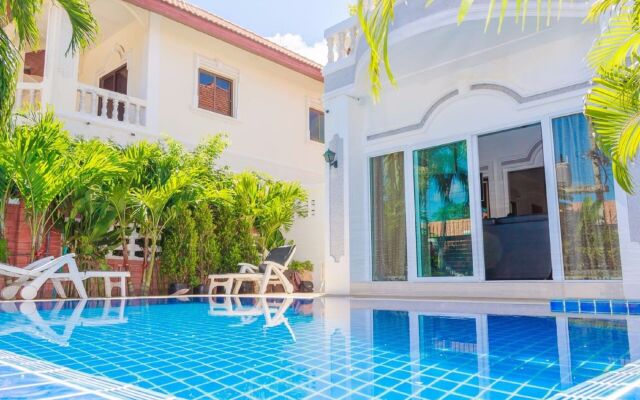 Ratana Villa - Pattaya Holiday House Walking Street