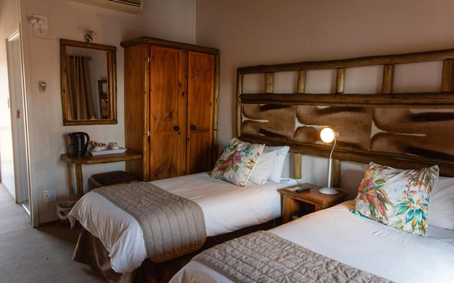 Riverside Lodge & Conference Center