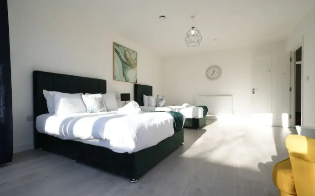 Ealing Broadway Great Stay