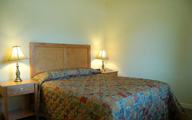 Summerland Motel