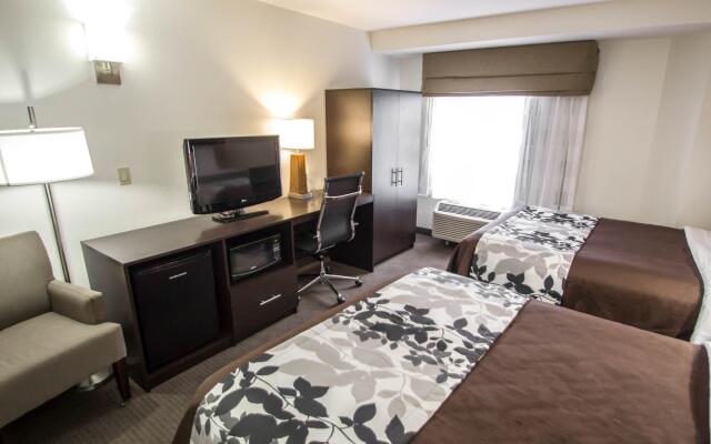 Sleep Inn & Suites Riverfront