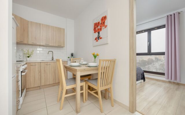 Wolska Apartment Warsaw by Renters