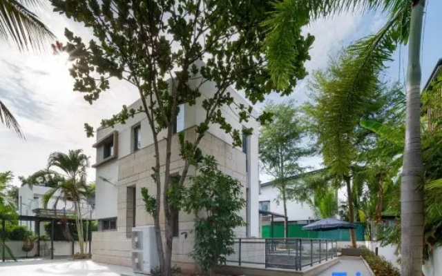 Weilai Harbor Pool Holiday Villa (Sanya Bay Phoenix Airport Branch)