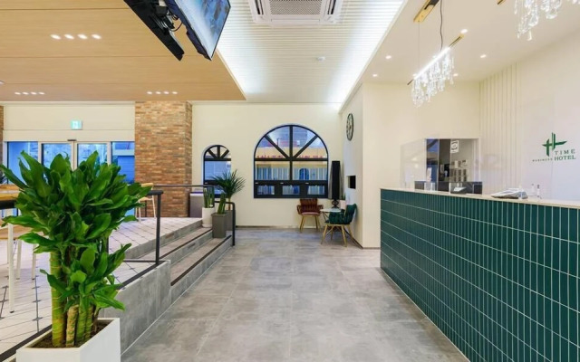 Gumi Time Hotel