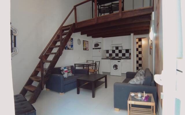 Estudio cercano a Plaza Castilla CBA3