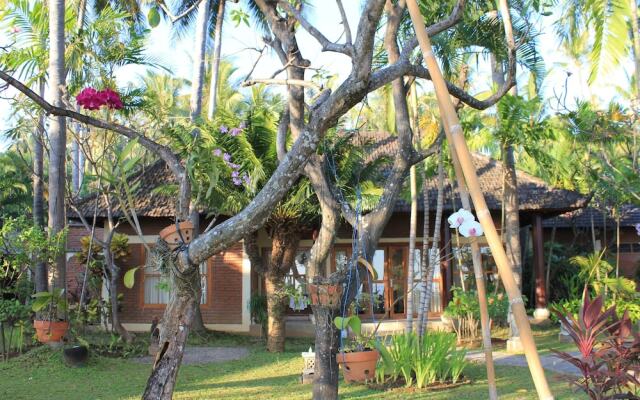 The Ning Beach & Villa