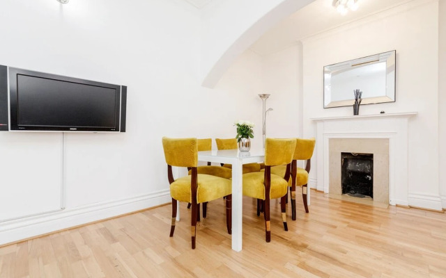 Earls Court Road Apartments