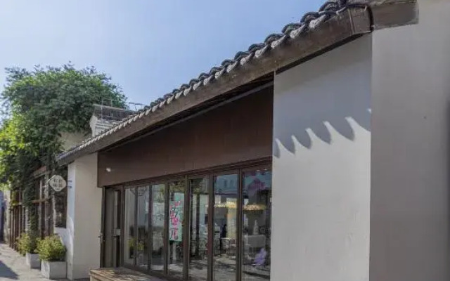 Qianyuan Jiangxin Hotel