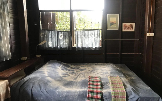 Banban Nannan Library and Guesthome