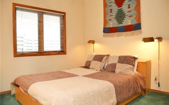 Chimney Ridge Townhomes Unit 517 by RedAwning