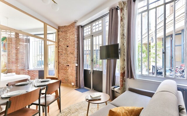 NEW Design Flat in the Heart of Paris - An Ecoloflat