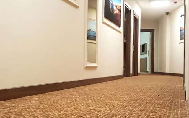 Goldhan Hotel