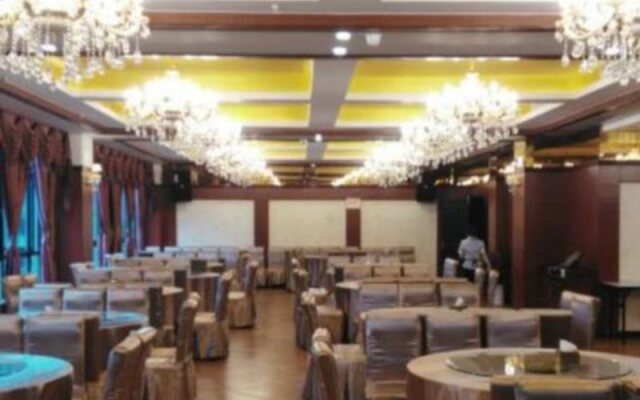 Vienna Hotel Chongqing Changshengqiao Subway Station Branch