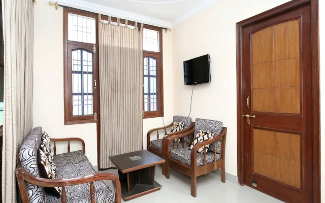 OYO 11905 Home Modern 3BHK New Shimla