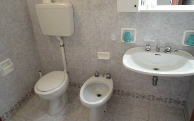 Amazing Villa With Private Garden