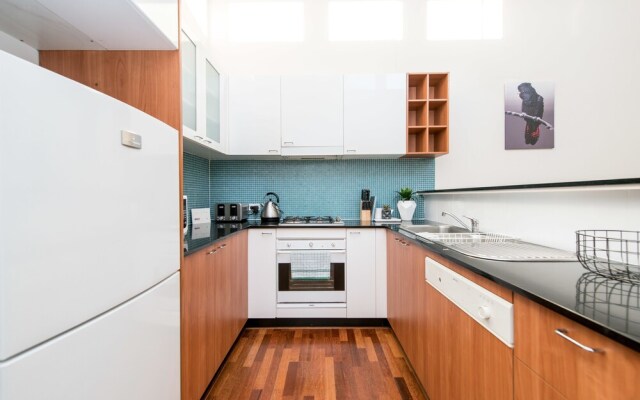 2 Bedroom Balcony Terrace near Kings Cross