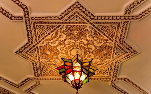 Riad Signature