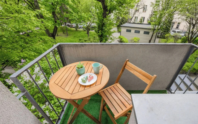 Wilanowska Studio Warsaw by Renters