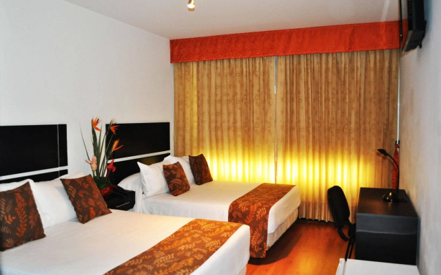 Hotel Santafe Real