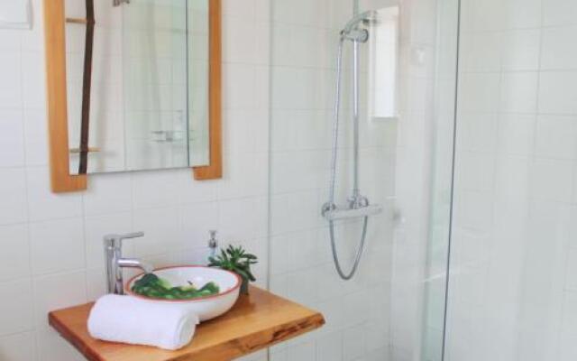 Sal da Costa Lodging