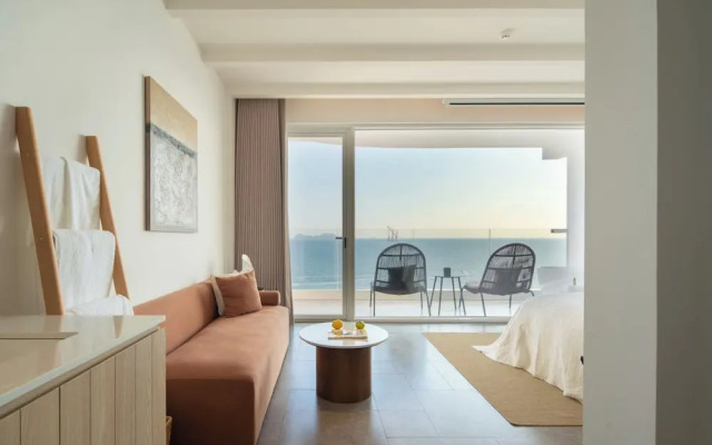 Miyue Santorini Seaview Resort Hotel