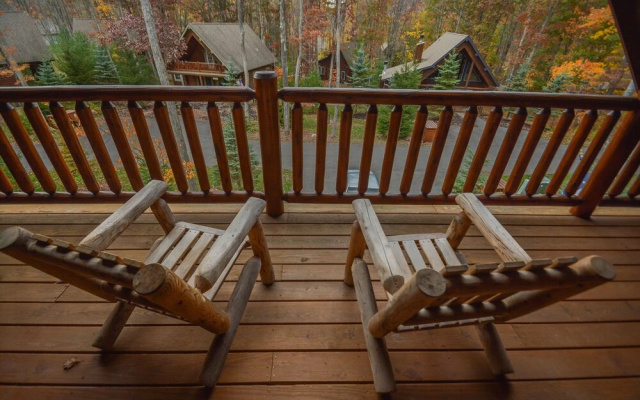 Grin Inn Bear It 3 Bedroom House