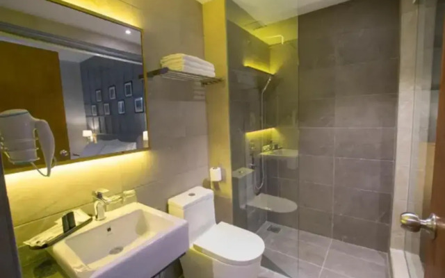 Redpine Boutique Hotel