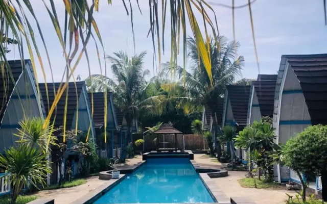 Youpy Bungalows
