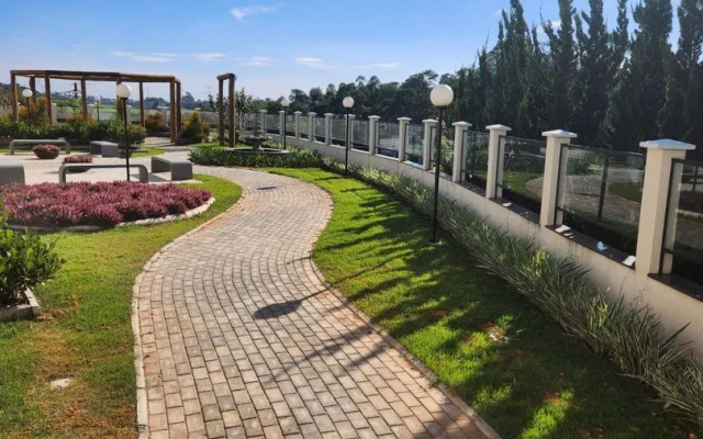 Bristol Villaggio Rosa Arujá