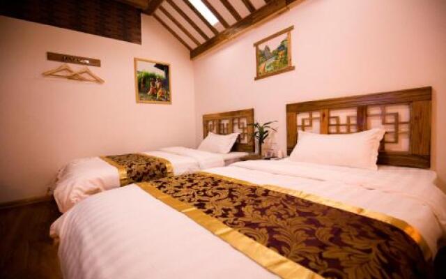 Zhangjiajie Tujia Theme Hostel