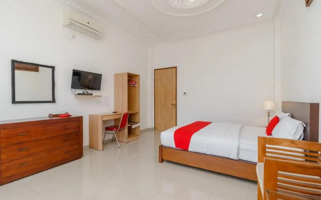 RedDoorz Syariah near Lahat Station