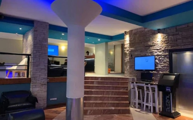 Las Piedras Apart Hotel